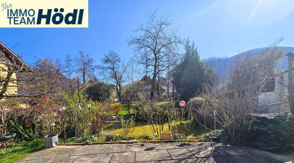Immobilie in Lichtenstein - Doppelhaushälfte mit Garten und Garage - viel Platz für die ganze Familie - Bild 0