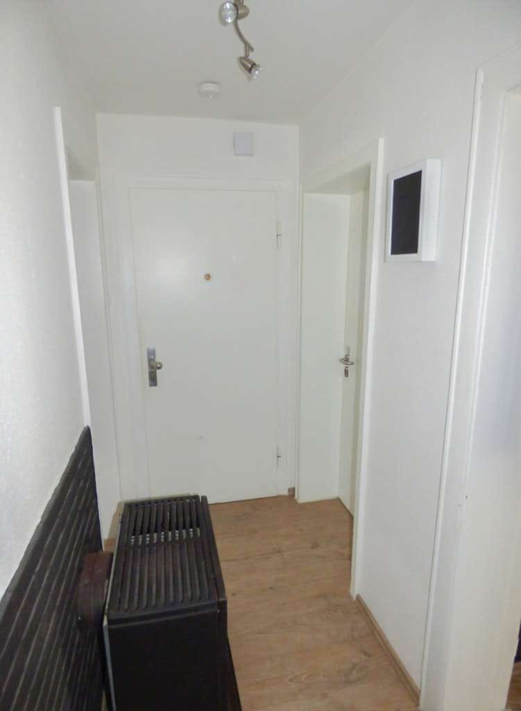 Immobilie in Übach-Palenberg - Ein-/Zweifamilienhaus mit Garten und Garage in Übach-Palenberg - Bild 3