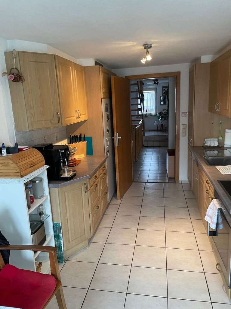 Immobilie in Hohenstein - Der Traum vom Eigenheim mit Scheune, Garage und Balkon - Bild 3