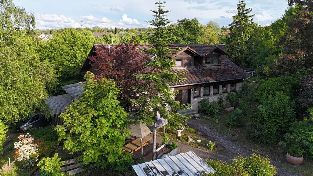 Immobilie in Kirchardt - Haus mit viel Potenzial und großem Grundstück - Bild 2