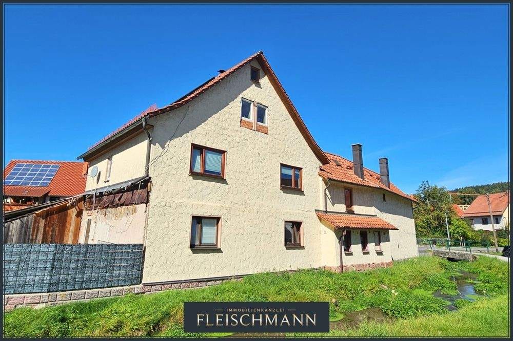 Immobilie in Schmeheim - Charmantes Fachwerkhaus mit saniertem Wohnbereich, Terrasse und vielfältigem Gestaltungspotenzial - Bild 1