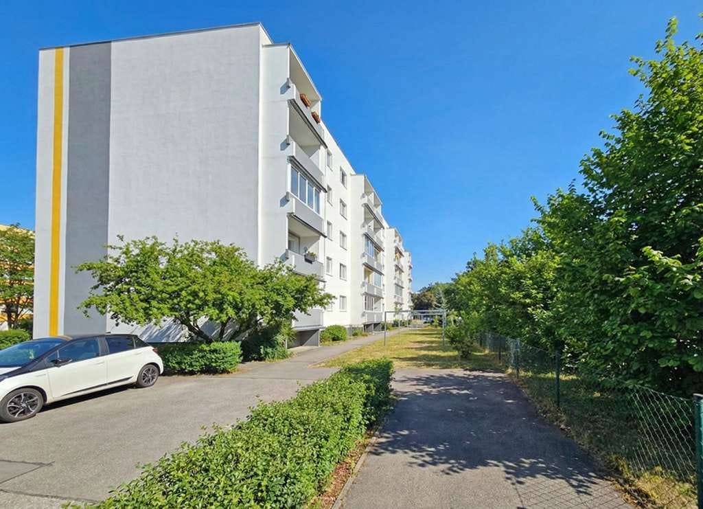 Immobilie in Zinnowitz - Ruhig und dennoch mittendrin – gepflegte, einzugsbereite 2-Zimmer-Wohnung mit Balkon - Bild 0