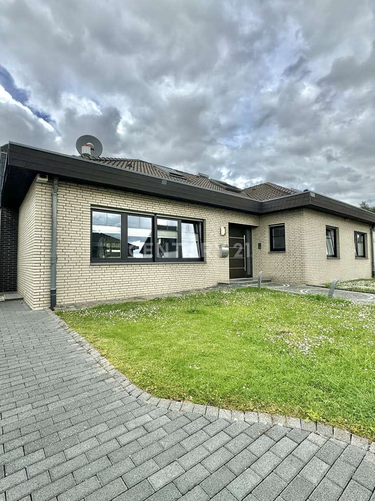 Immobilie in Aldenhoven - Bungalow mit Wohlfühl-Faktor + Top Lage in Aldenhoven + Energieklasse C - Bild 1