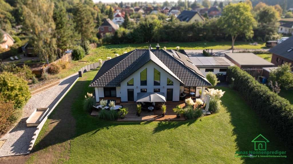 Immobilie in Cramonshagen - Exklusives modernes Einfamilienhaus mit Garten und Doppelgarage - für den Käufer provisionsfrei - Bild 0