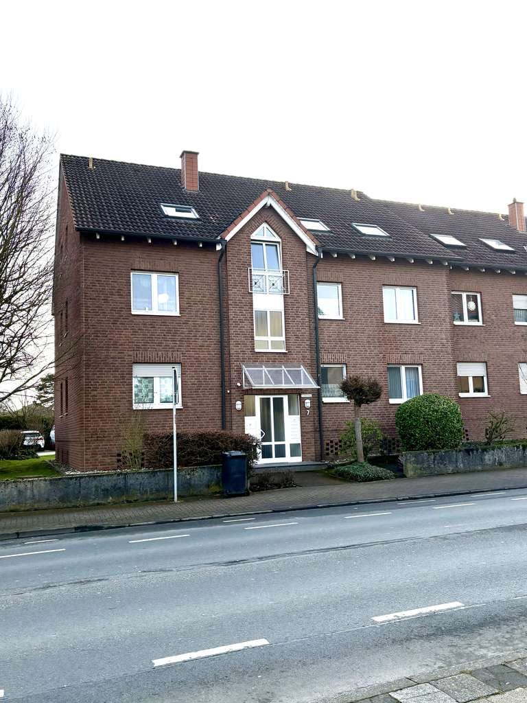 Immobilie in Werl - Kapitalanleger aufgepasst!
Zentral gelegene, gepflegte 2-Zimmer-Wohnung in der Wallfahrtsstadt Werl - Bild 2