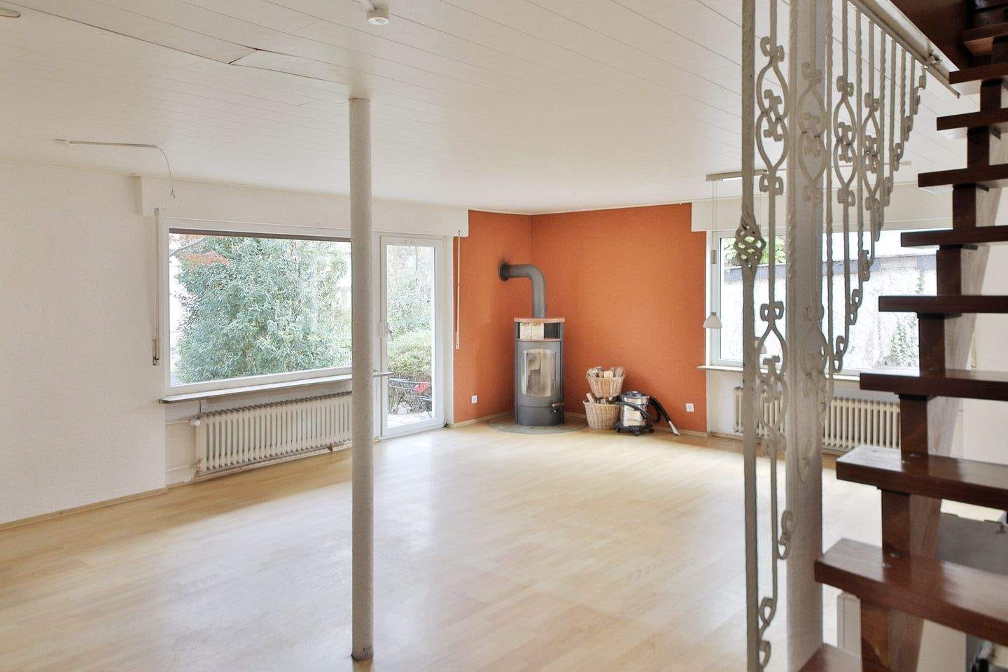 Immobilie in Karlsbad - Doppelhaushälfte mit großem Garten - Bild 1