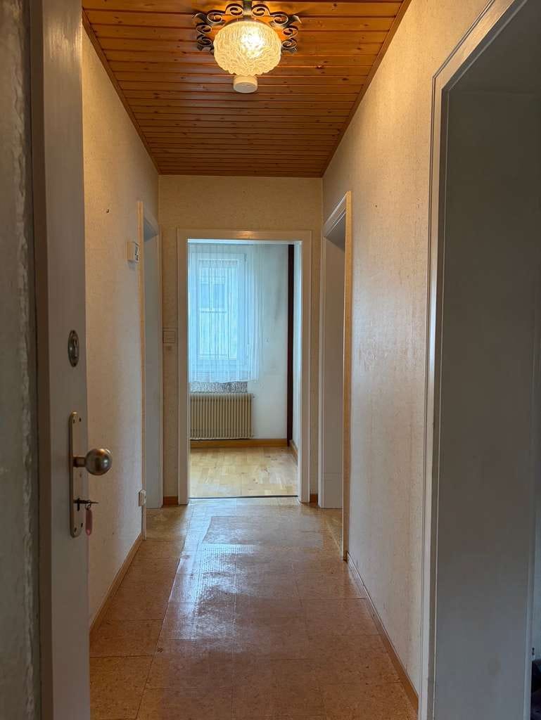 Immobilie in St. Georgen im Schwarzwald - Doppelhaushälfte mit großem Grundstück & Ausbaupotenzial - Bild 3