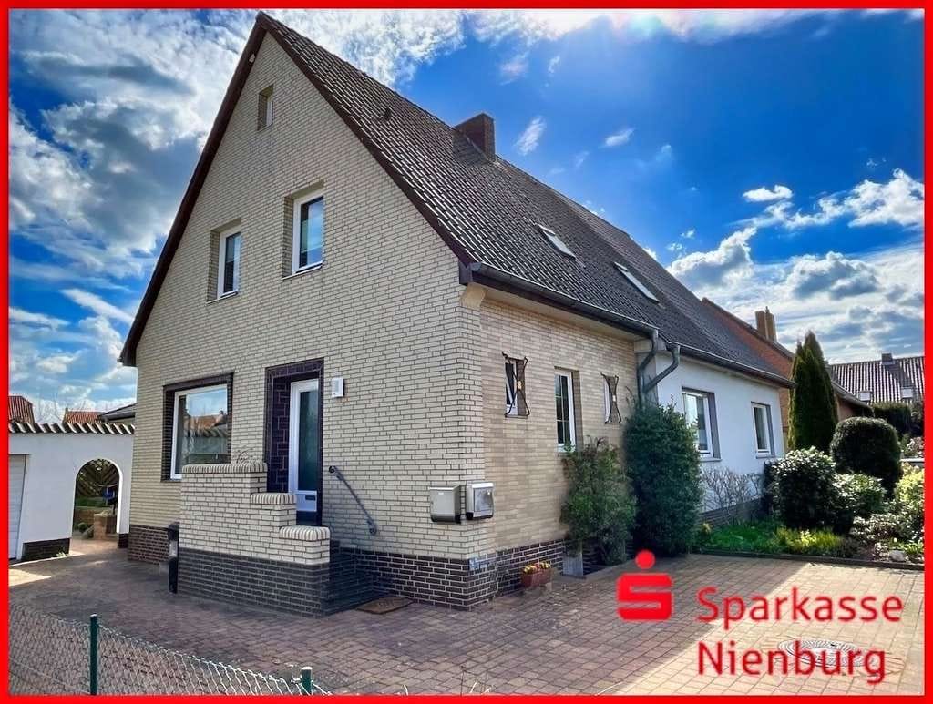 Immobilie in Hilgermissen - Familienfreundliches Zuhause für die ganze Familie - viel Platz zum Wohlfühlen - Bild 0