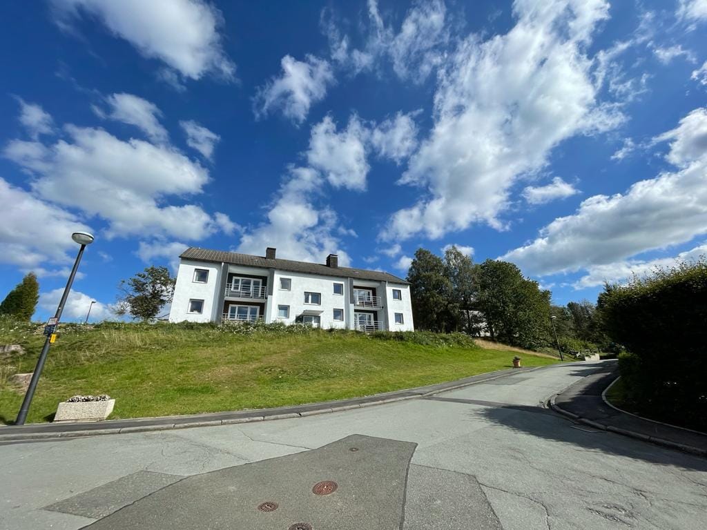 Immobilie in Erndtebrück - Frisch renovierte und möblierte Wohnung mit Balkon in Erndtebrück - Bild 1