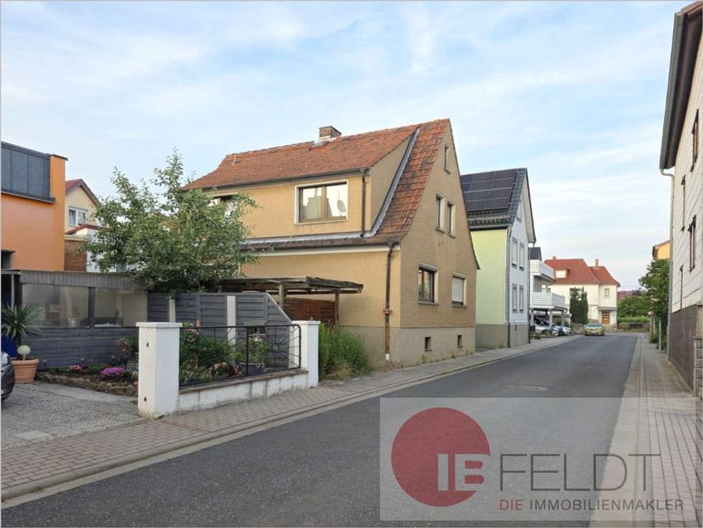 Immobilie in Bad Salzungen - Viel Platz auf kompaktem Grundstück: Haus mit Hof und Nebengebäude zum Gestalten und Entfalten - Bild 2