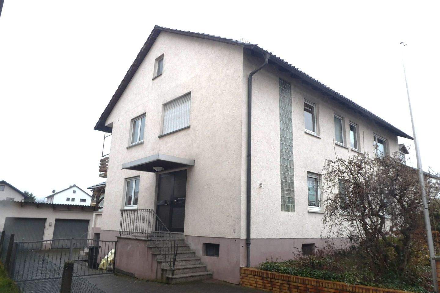 Immobilie in Großwallstadt - GANESHA-IMMOBILIEN...viel Potenzial mit Ihren Ideen  ein Schmückstück ! - Bild 1