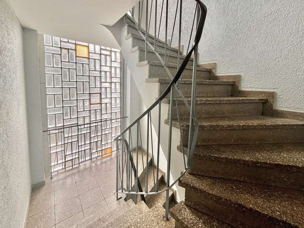 Immobilie in Mönchengladbach - 1-Zimmer-ETW * gepflegtes Mehrfamilienhaus * zentrumsnah * ca. 37 m² Wohnfläche * Kapitalanlage * - Bild 1