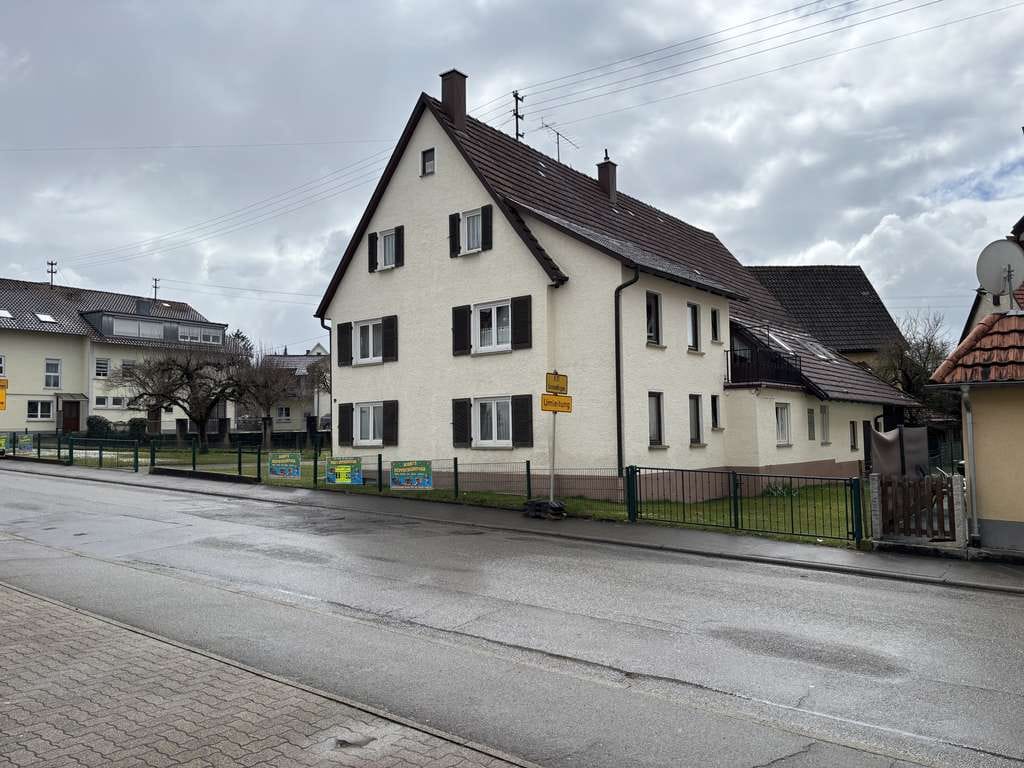 Immobilie in Bisingen - Altbauhaus mit großem Ausbaupotenzial für Macher in zentraler Lage von Bisingen - Bild 1