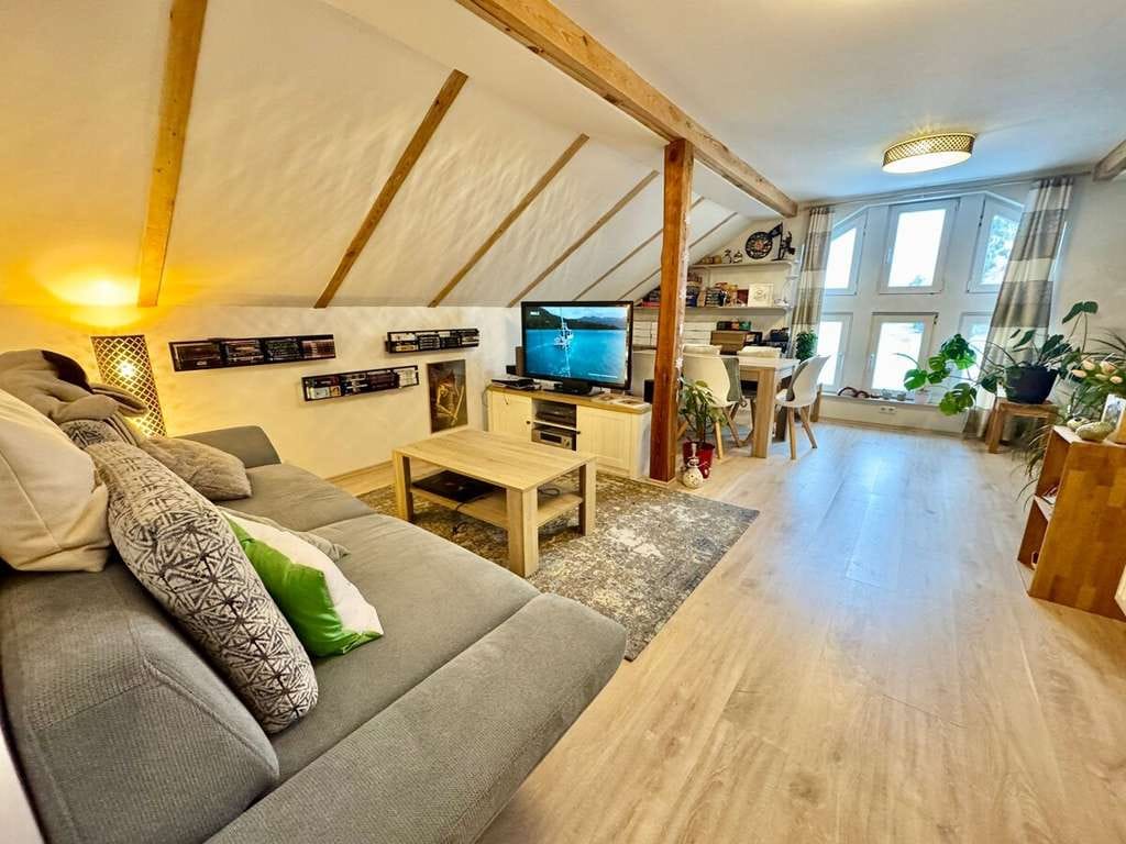 Immobilie in Viereck - HORN IMMOBILIEN ++ Viereck bei Pasewalk, tolles Haus in toller Lage, das Richtige für Aussteiger! - Bild 2