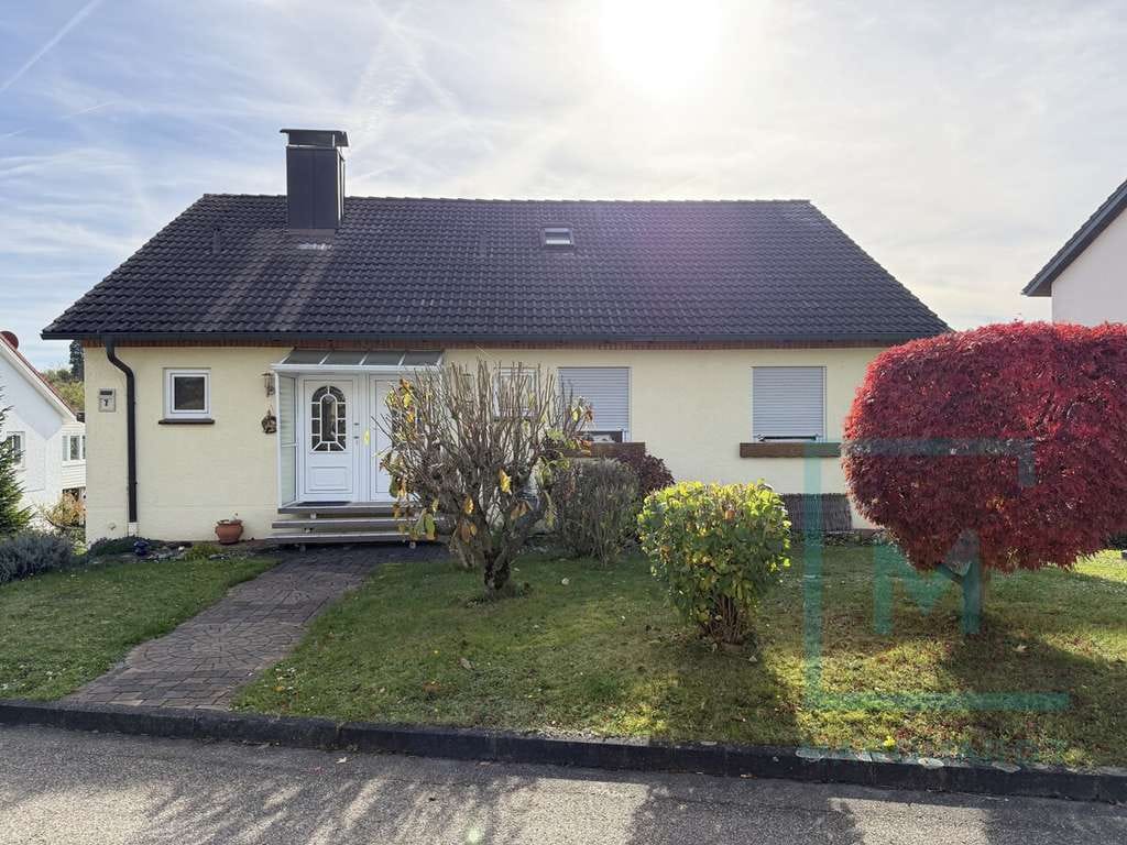 Immobilie in Langenbrettach - Einfamilienhaus mit Doppelgarage in ruhiger Lage - Bild 2