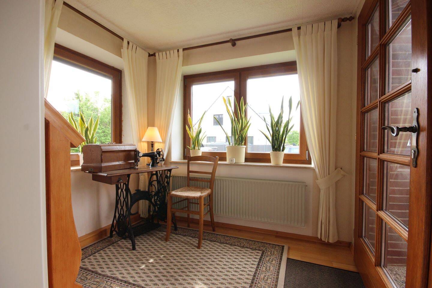 Immobilie in Weyhe - Großzügiges Einfamilienhaus mit optionaler Einliegerwohnung und großem Grundstück in Weyhe-Lahausen - Bild 3