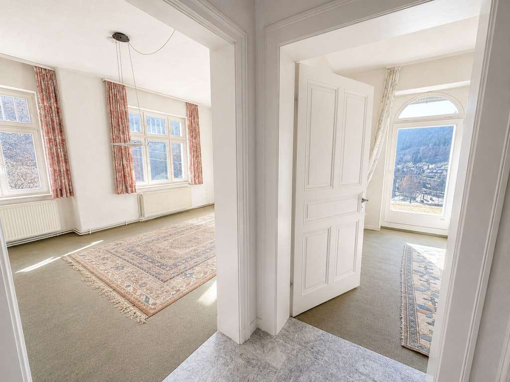 Immobilie in Höfen an der Enz - Repräsentative Kulturvilla  – Traumlage mit spektakulärem Ausblick - Bild 4