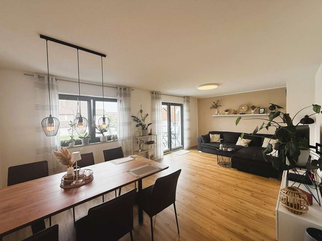 Immobilie in Lenting - Großzügige 2-Zimmerwohnung mit Aufzug, Küche und Balkon in Lenting - Bild 2