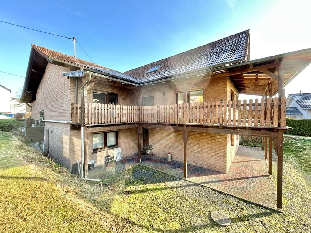 Immobilie in Birken-Honigsessen - **Geräumiges Einfamilienhaus mit Einliegerwohnung in Birken-Honigsessen** - Bild 1