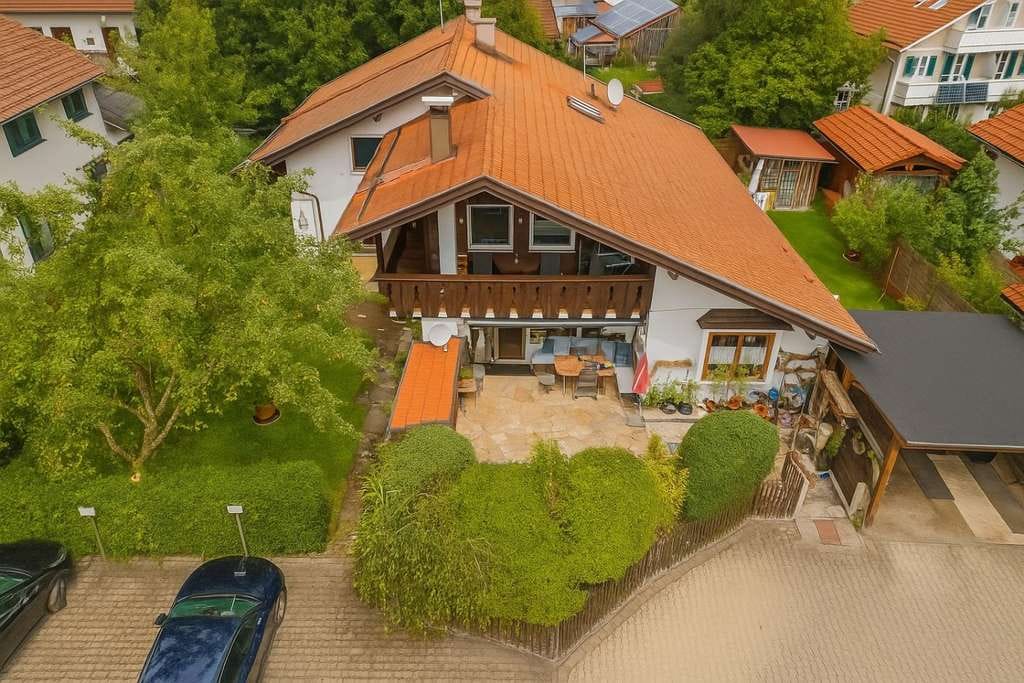 Immobilie in Kochel am See - Attraktives Mehrfamilienhaus mit vier Wohneinheiten - Bild 0