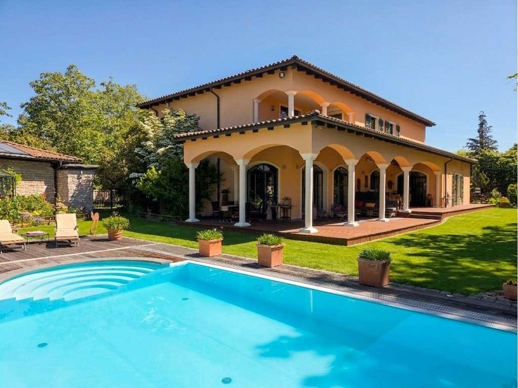 Immobilie in Rattiszell - Repräsentatives Luxusanwesen auf über 10.000 m² mit Panoramablick, Pool, Teich & Privatsphäre - Bild 0