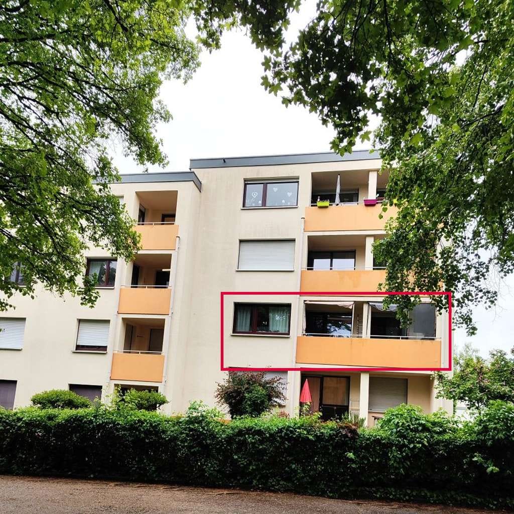 Immobilie in Allmersbach im Tal - Frei ab sofort - Charmante 3,5-Zimmer-Wohnung mit Balkon und Garage! - Bild 0