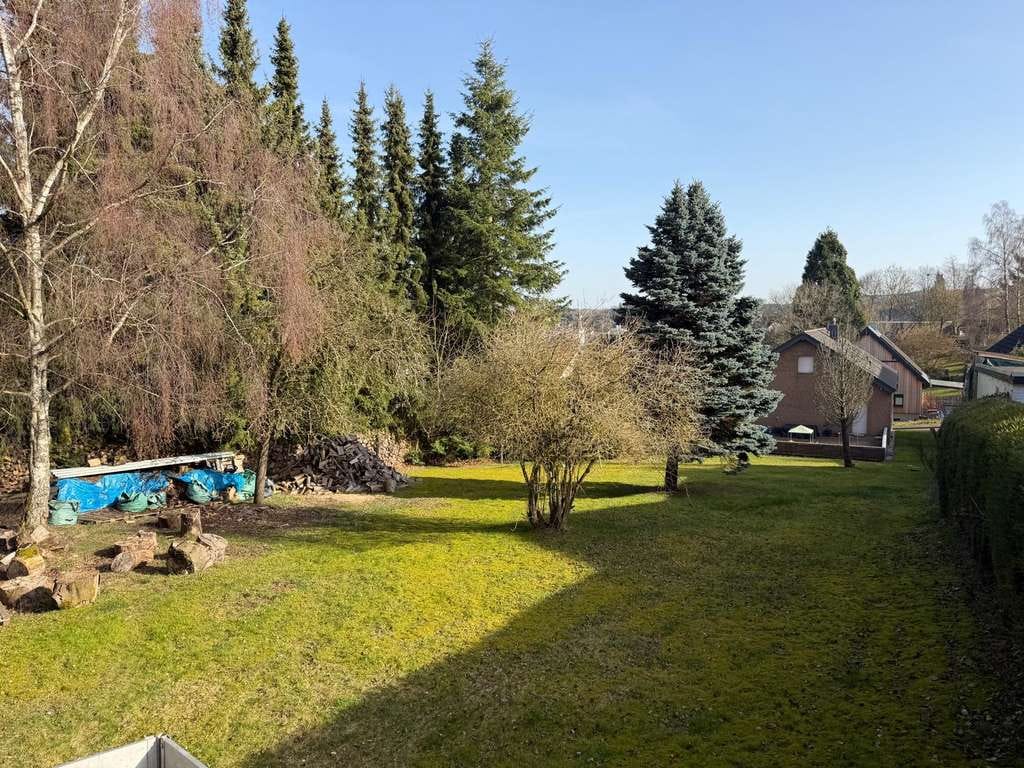 Immobilie in Nettersheim - Kapitalanlage mit Perspektive: Vermietetes Dreifamilienhaus plus Baugrundstück in Nettersheim - Bild 3