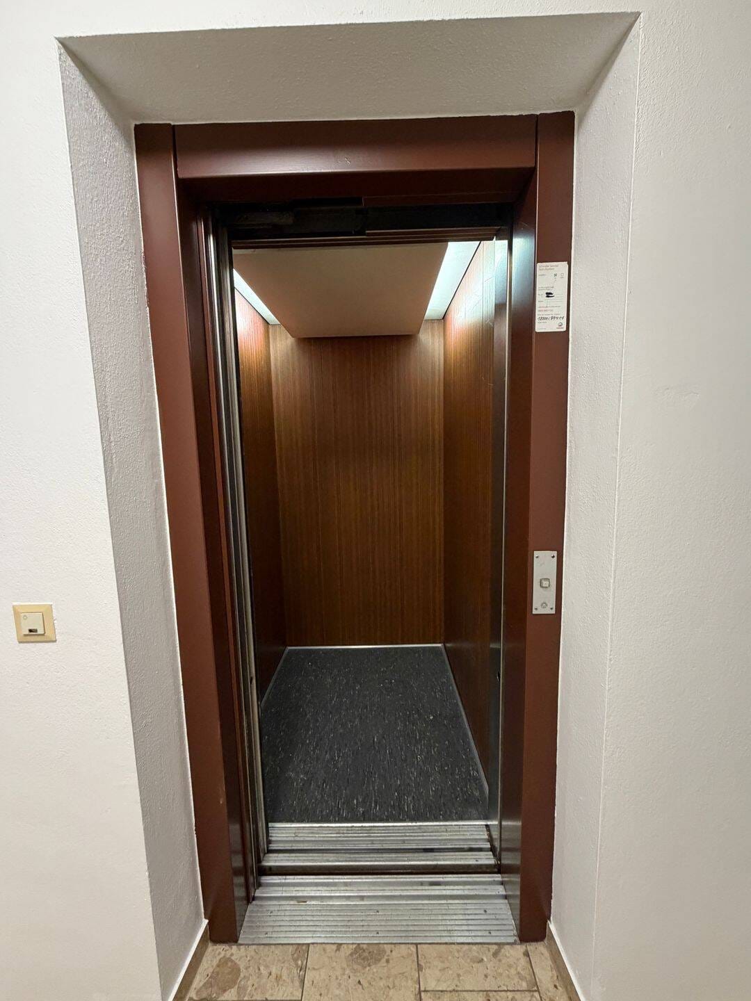 Immobilie in Landshut - CHARMANTE WOHNUNG MIT BALKON IN BEGEHRTER LAGE VON LANDSHUT - Bild 4