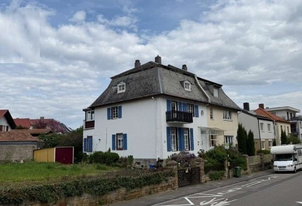 Immobilie in Bad Dürkheim - Großzügige Doppelhaushälfte mit Garten - Bild 1