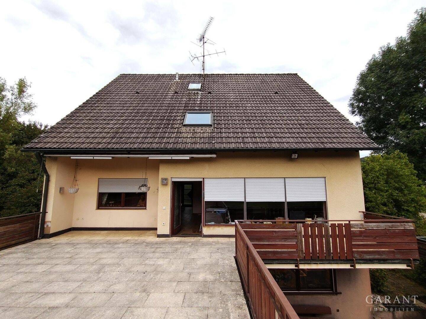 Immobilie in Simmelsdorf - Familienparadies mit großem Garten,  großzügiges Einfamilienhaus in Simmelsdorf - Bild 2