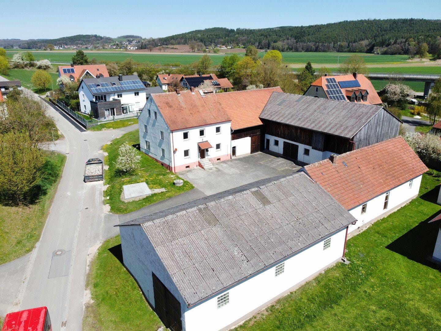 Immobilie in Hahnbach - Hofstelle in Godlricht mit Nebengebäuden - Bild 2