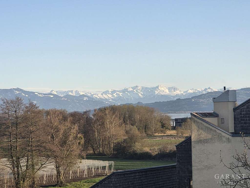 Immobilie in Kressbronn am Bodensee - Besonderes Wohngefühl auf zwei Etagen - Maisonette mit Charme und freiem Ausblick! - Bild 0