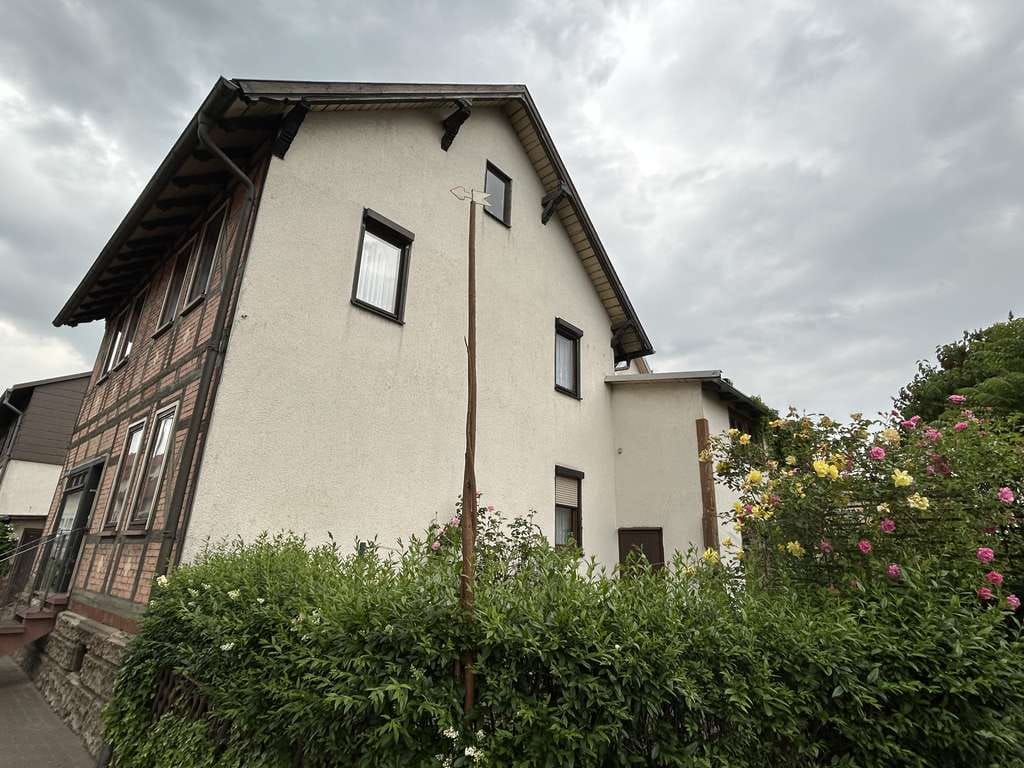 Immobilie in Floh-Seligenthal - Verkaufe interessante Bestandsimmobilie mit Werkstattanbau, Innenhof und kleinen Garten am Bachlauf! - Bild 0