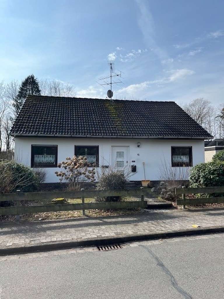 Immobilie in Winsen (Aller) - Einfamilienhaus in zentraler Lage von Winsen (Aller) - Bild 0