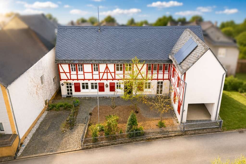 Immobilie in Boppard - Historischer Charme trifft auf Moderne - Vom Architekten saniertes Fachwerkhaus - Bild 0