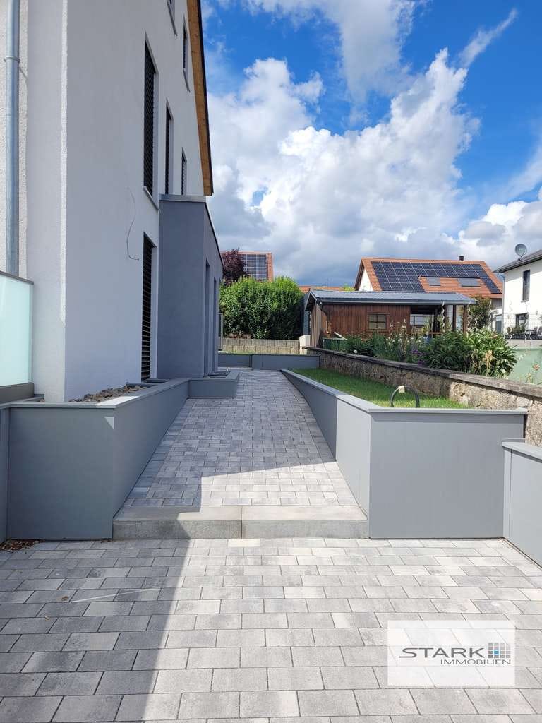 Immobilie in Giebelstadt - Erstbezug: Moderne Doppelhaushälfte mit Garten, Wärmepumpe und viel Platz für die Familie - Bild 3
