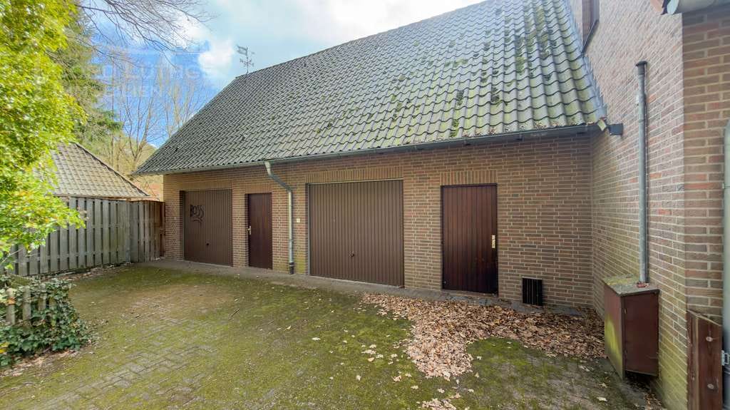Immobilie in Bad Bodenteich - Direkt am Wald. Großzügiges Einfamilien-Haus in Bad Bodenteich.... natürschöne und dennoch zentrale  - Bild 3