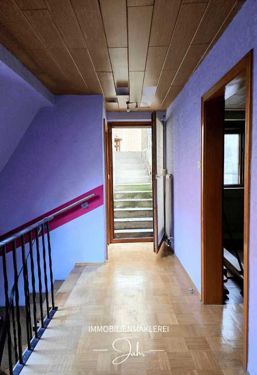 Immobilie in Gemünden am Main - Charmantes Einfamilienhaus in zentraler Lage mit Potenzial - Bild 5