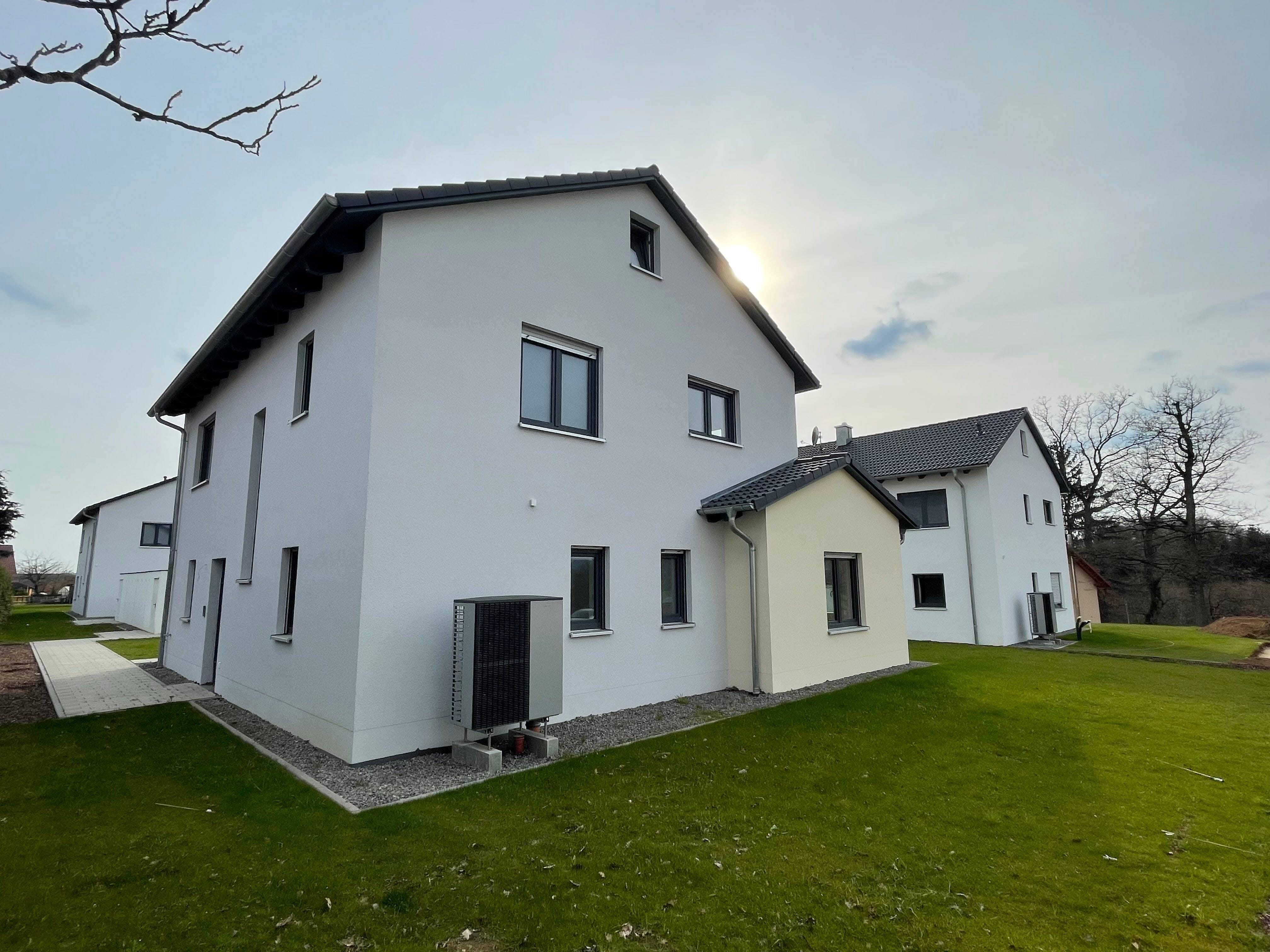 Immobilie in Hahnbach - Einfamilienhaus - neuwertig - als Kapitalanlage - Bild 1