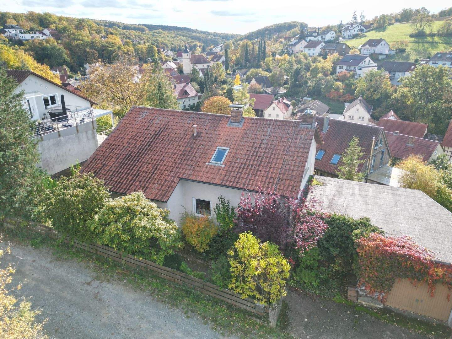 Immobilie in Üchtelhausen - Gutes Haus in Zell - Bild 2