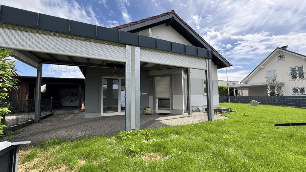 Immobilie in Oberhonnefeld-Gierend - Modernes Einfamilienhaus mit Einliegerwohnung in ruhiger Lage - Bild 2