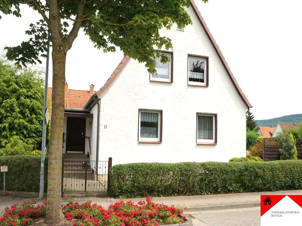 Immobilie in Lauenau - Gemütliches Einfamilienhaus mit idyllischem Garten in Lauenau am Deister - Bild 0