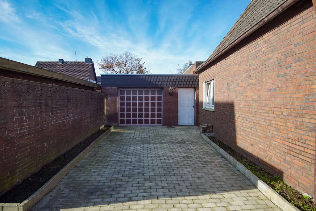 Immobilie in Quakenbrück - Großzügiges Wohnhaus mit zwei Einheiten und ehemaliger Gaststätte in ruhiger Lage - Bild 3