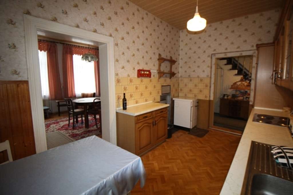 Immobilie in Hecklingen - Doppelhaushälfte in ruhiger Lage mit großem Garten und Garage - Bild 3