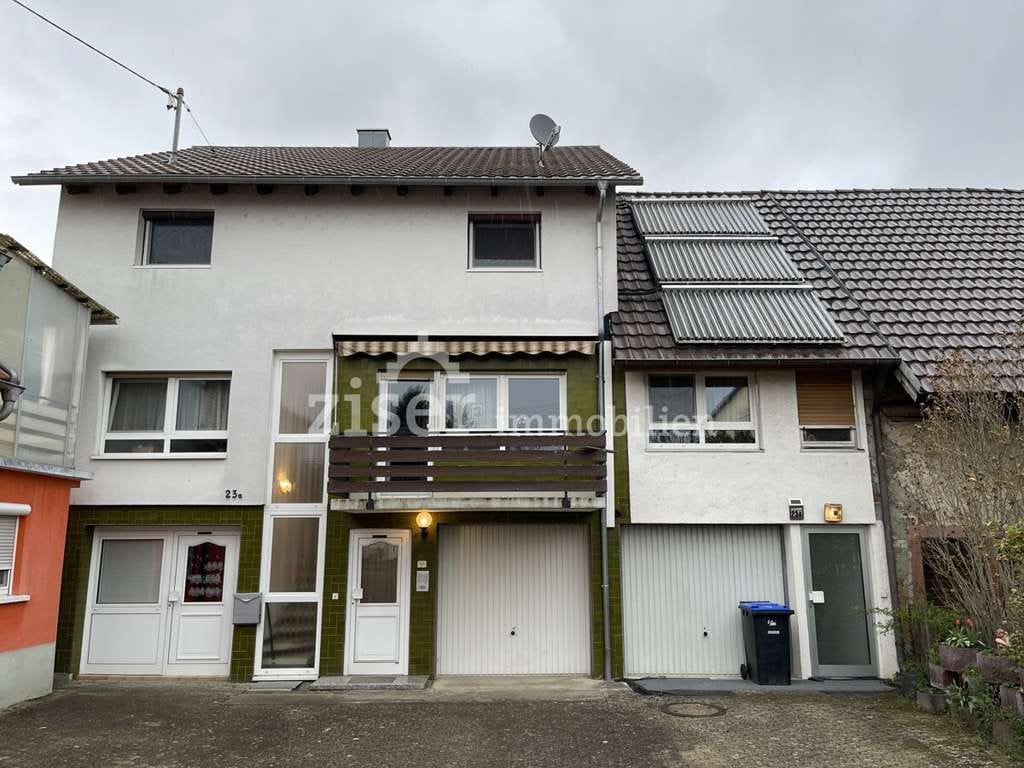 Immobilie in Rheinhausen - Bezugfreies Haus mit viel Gestaltungsmöglichkeit und großem Garten! - Bild 0