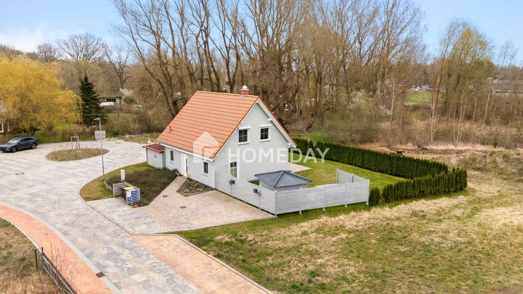 Immobilie in Dreschvitz - Neuwertiges Ferienimmobilie auf Rügen mit Südterrasse, Sauna, Whirlpool und Ostseenähe - Bild 4