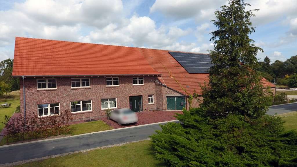 Immobilie in Friedeburg - Ehemaliges Bauernhaus trifft modernes Wohngefühl – Ihr Traumhaus mit Scheune! - Bild 0