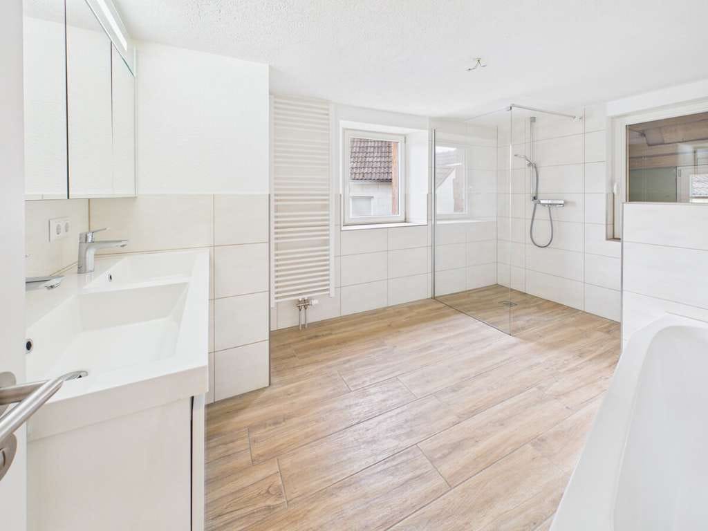 Immobilie in Dornhan - Komplett saniert & sofort einziehen – Ihr neues Zuhause in Dornhan - Bild 2