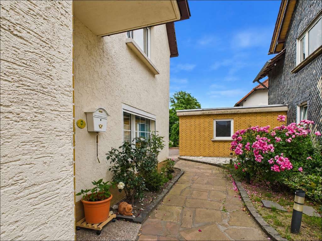 Immobilie in Wächtersbach - Einfamilienhaus in ruhiger Wohnlage mit Garage und Entwicklungspotenzial - Bild 0