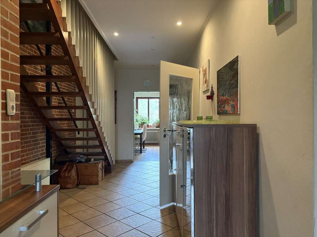 Immobilie in Ovelgönne - Ehemaliges Pfarrhaus auf großem Grundstück - Bild 3